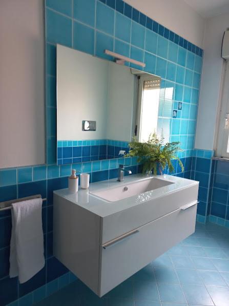 A Un Passo Da... B&B Elmas Luaran gambar
